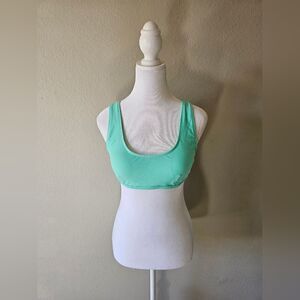 NWT Halara Sea Green Workout Bra Medium